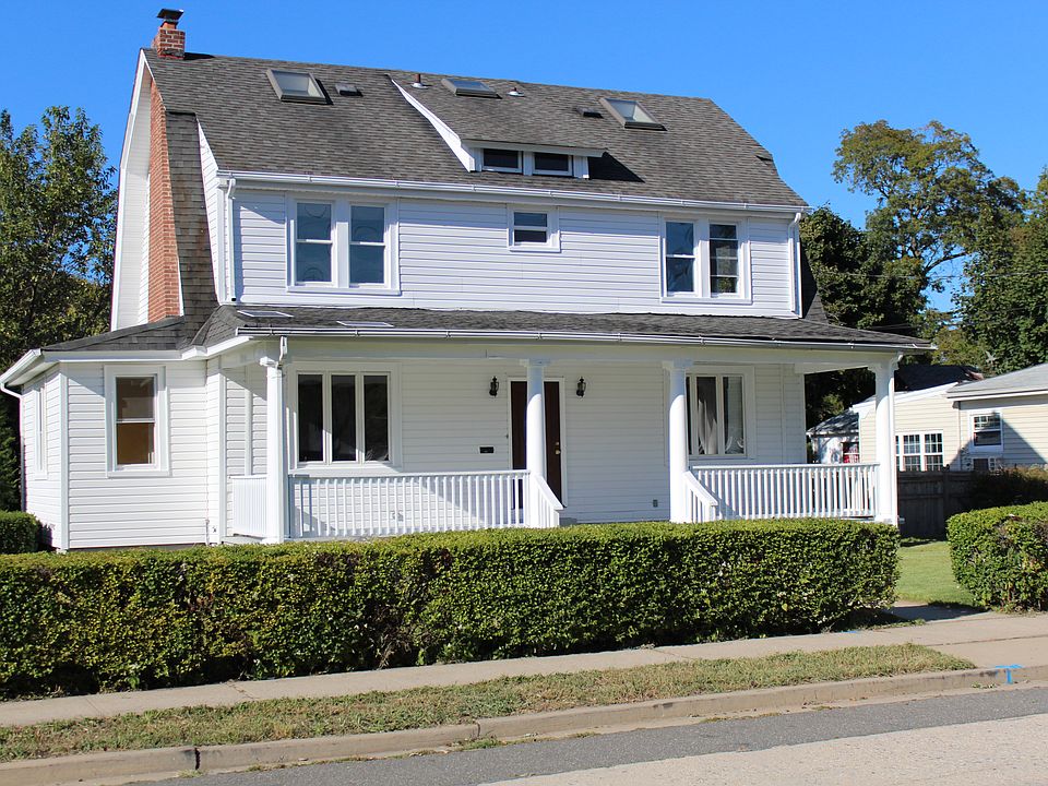 1st image of 15 Oak Street