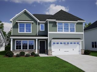 4736 Halter Dr, Clemmons, NC 27012