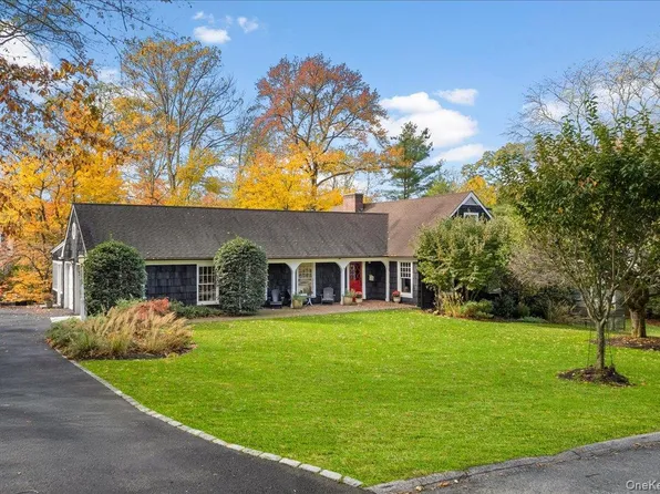 8 Douglas Circle, Rye, NY 10580
