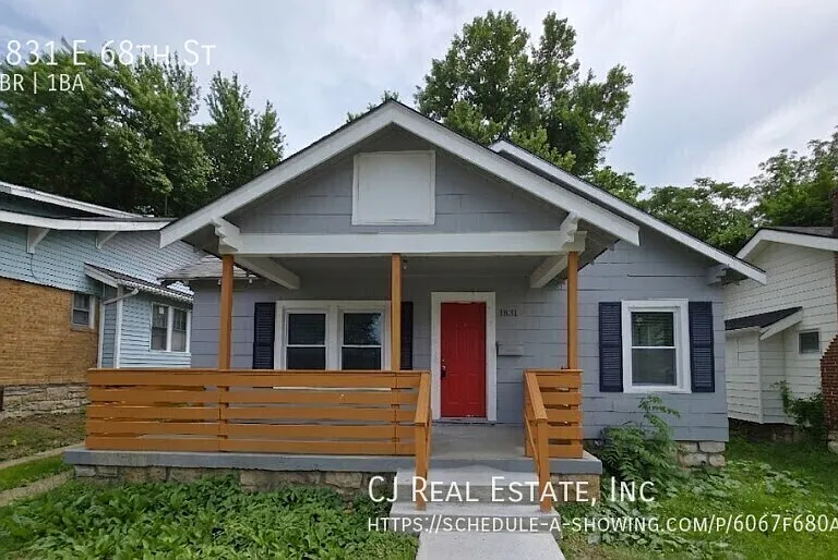 1831 E 68th St — Photo 3
