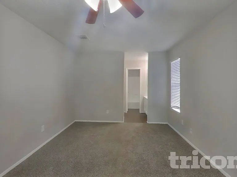 17719 Glenpatti Dr — Photo 8
