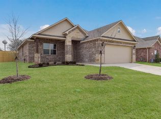 8 Pleasant Valley, Sanger, TX 76266