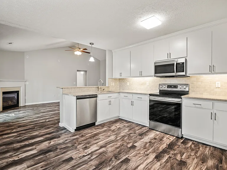 2099 Yacht Club Rd — Photo 17