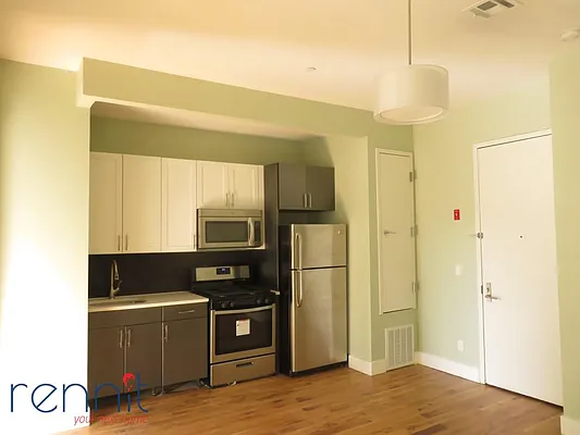 Rented by Rennit Inc. | media 21