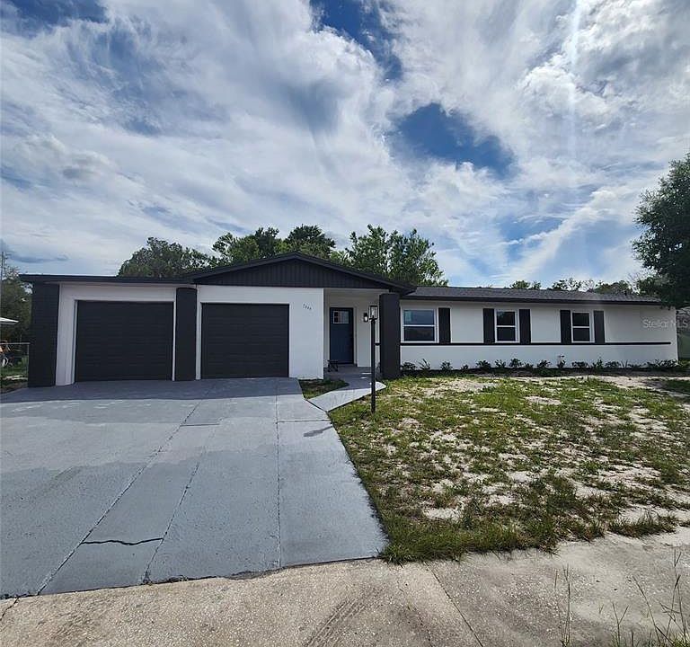 1st image of 7444 Holiday Dr