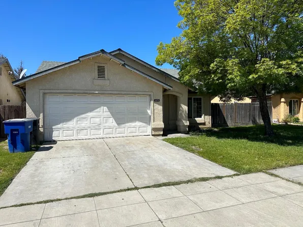 3675 S Paula Ave, Fresno, CA 93725