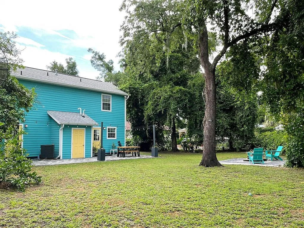 3 bed, 2.5 bath, 1296 sqft, $2,500 — Photo 4