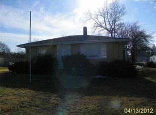 11 Gilbert St, Fairhaven, MA 02719