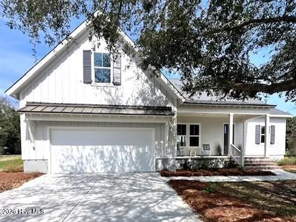 5988 Gray Squirrel Path, Southport, NC 28461