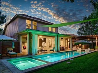 2 S Whistling Swan Pl, The Woodlands, TX 77389