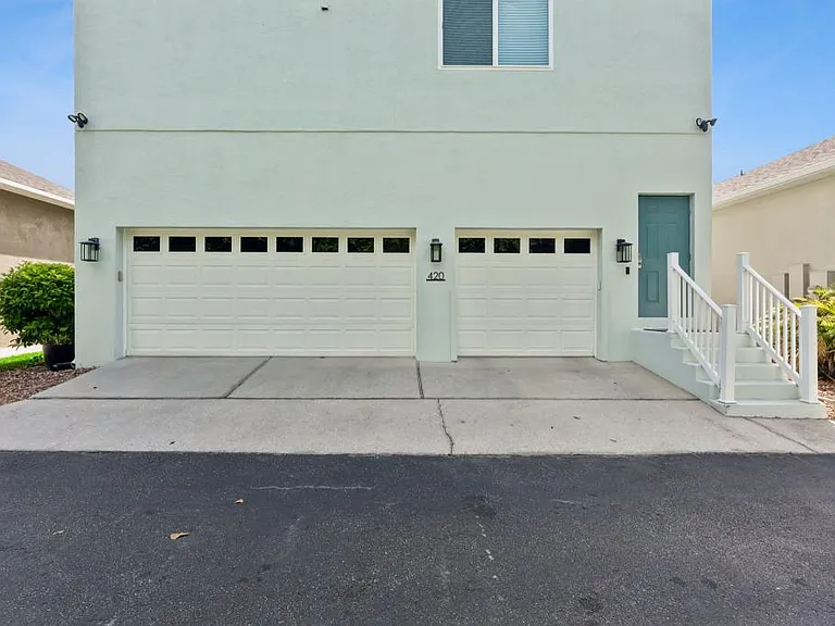 420 Park Lake Dr — Photo 9