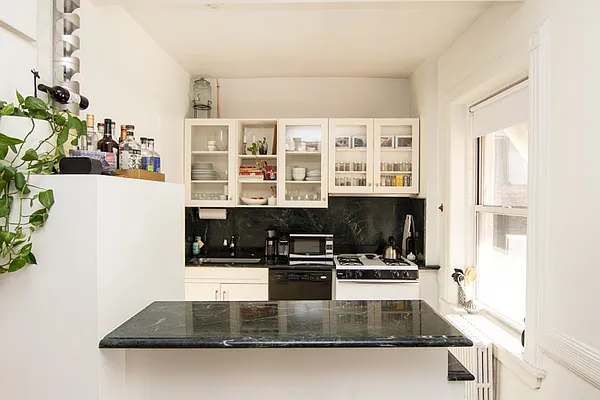 Rented by FirstService Realty (legacy) | media 30