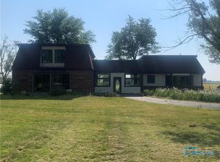 685 N Opfer Lentz Rd, Genoa, OH 43430