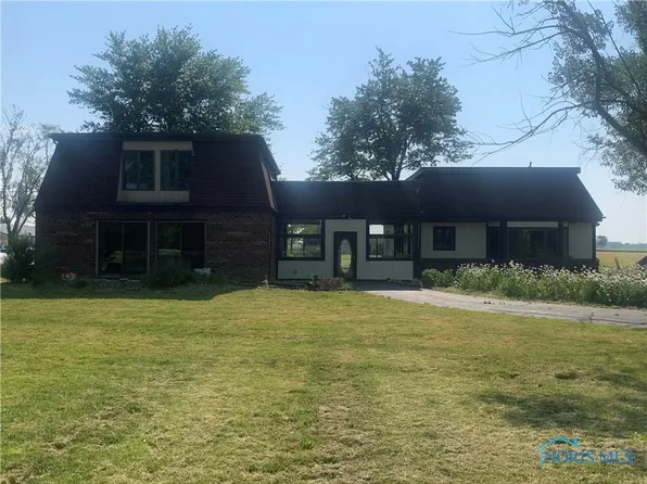 685 N Opfer Lentz Rd, Genoa, OH 43430
