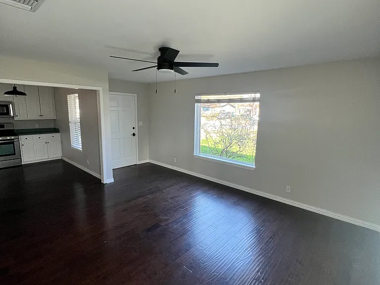 1205 Arden Dr — Photo 6