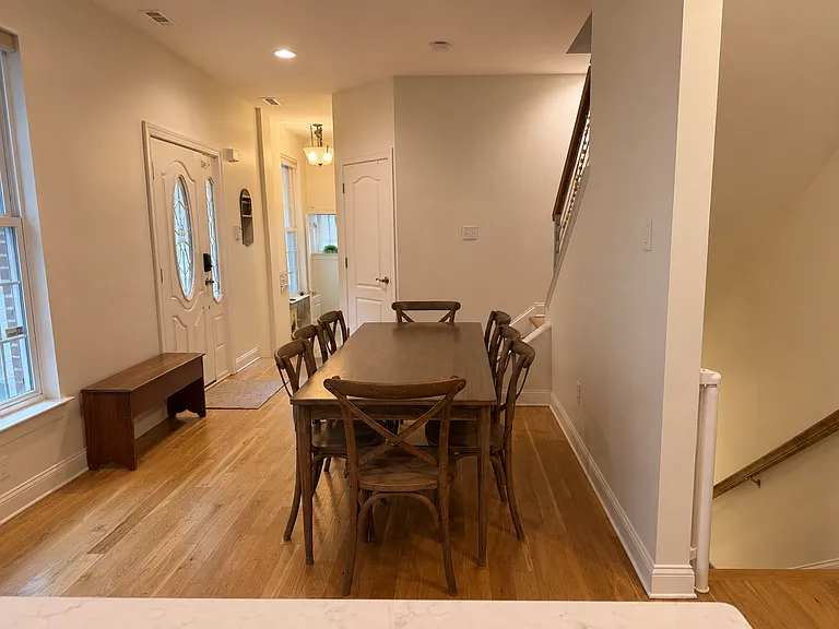 1014 S 22nd St — Photo 27