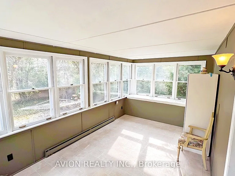 83 Lincoln Green Dr — Photo 7
