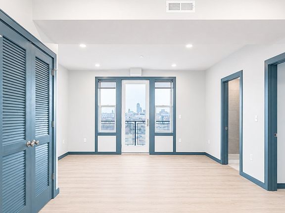 3rd image of 1281 Massachusetts Ave #504