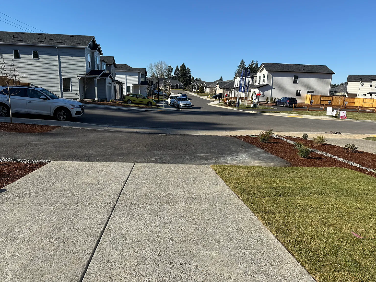 11905 NE 60th Ave — Photo 2