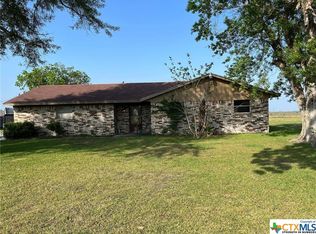 10621 State Highway 185 S, Victoria, TX 77905