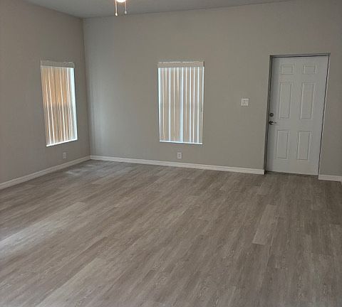 3rd image of 700 Salamanca Ct
