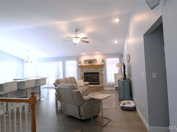4th image of 207 Gran Vista Dr