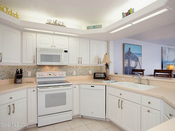 5th image of 3360 S Atlantic Ave APT 410