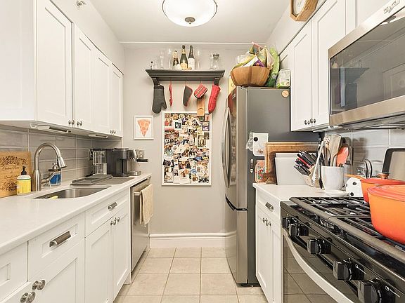 4th image of 330 W 145th St APT 602