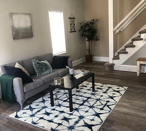 4th image of 818 Miller Ave