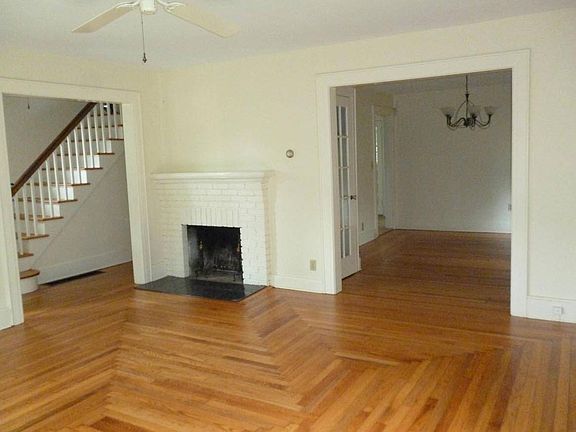 4th image of 35 Athol Pl