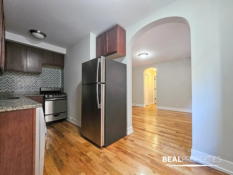 550 W Arlington — Photo 17