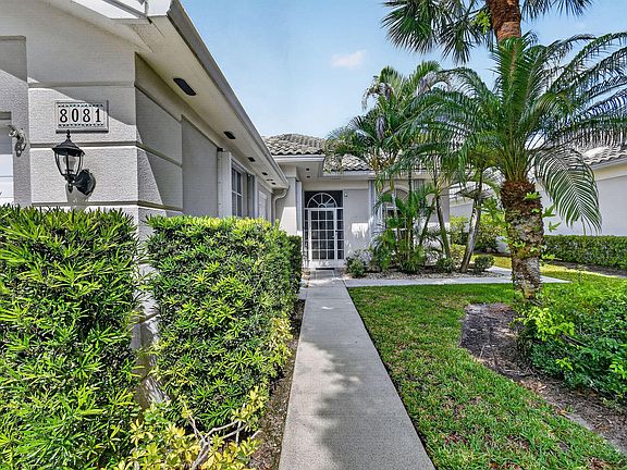2nd image of 8081 SE Double Tree Drive