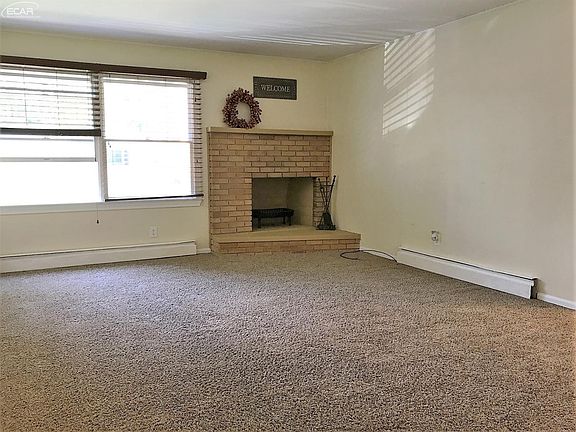 5th image of 924 Kay St