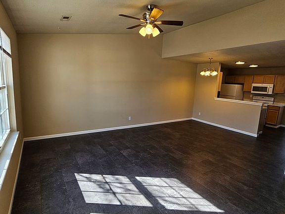 2nd image of 1609-11 High Quest Cir #1611