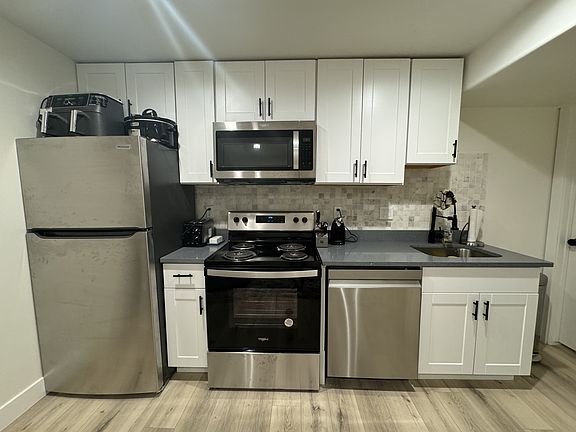 4th image of 4241-2060 W North Lake Dr #1