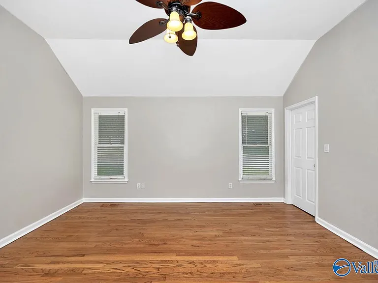 180 Jarrett Ln — Photo 27
