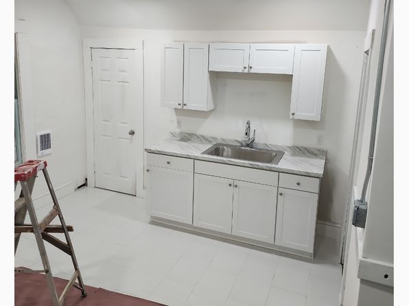 158 Waterville St #3