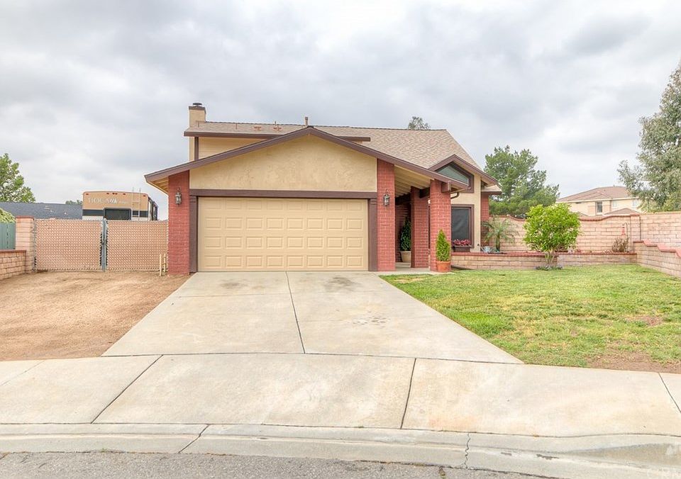 1st image of 2489 Cheryle Ct