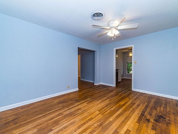 3rd image of 700 Kenilworth Blvd