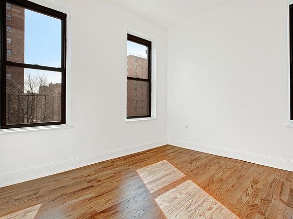 4th image of 327 E 3rd St APT 3A