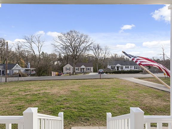 3rd image of 1202 Catina Dr