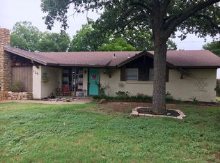 1205 Rolling Hills Dr S, Graham, TX 76450