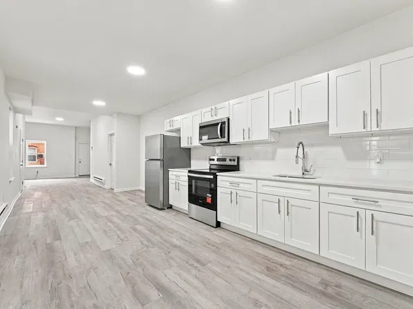 2135 N Van Pelt St, Philadelphia, PA 19121