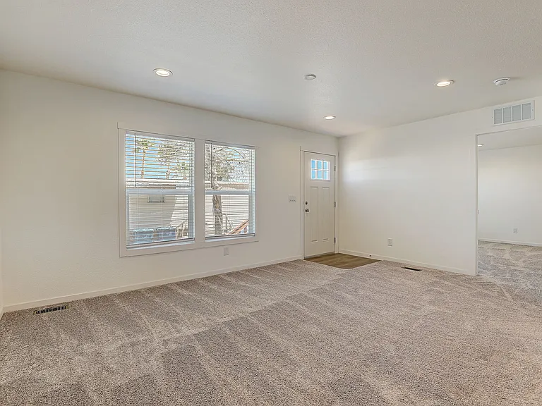 2627 S Lamb Blvd #141 — Photo 13