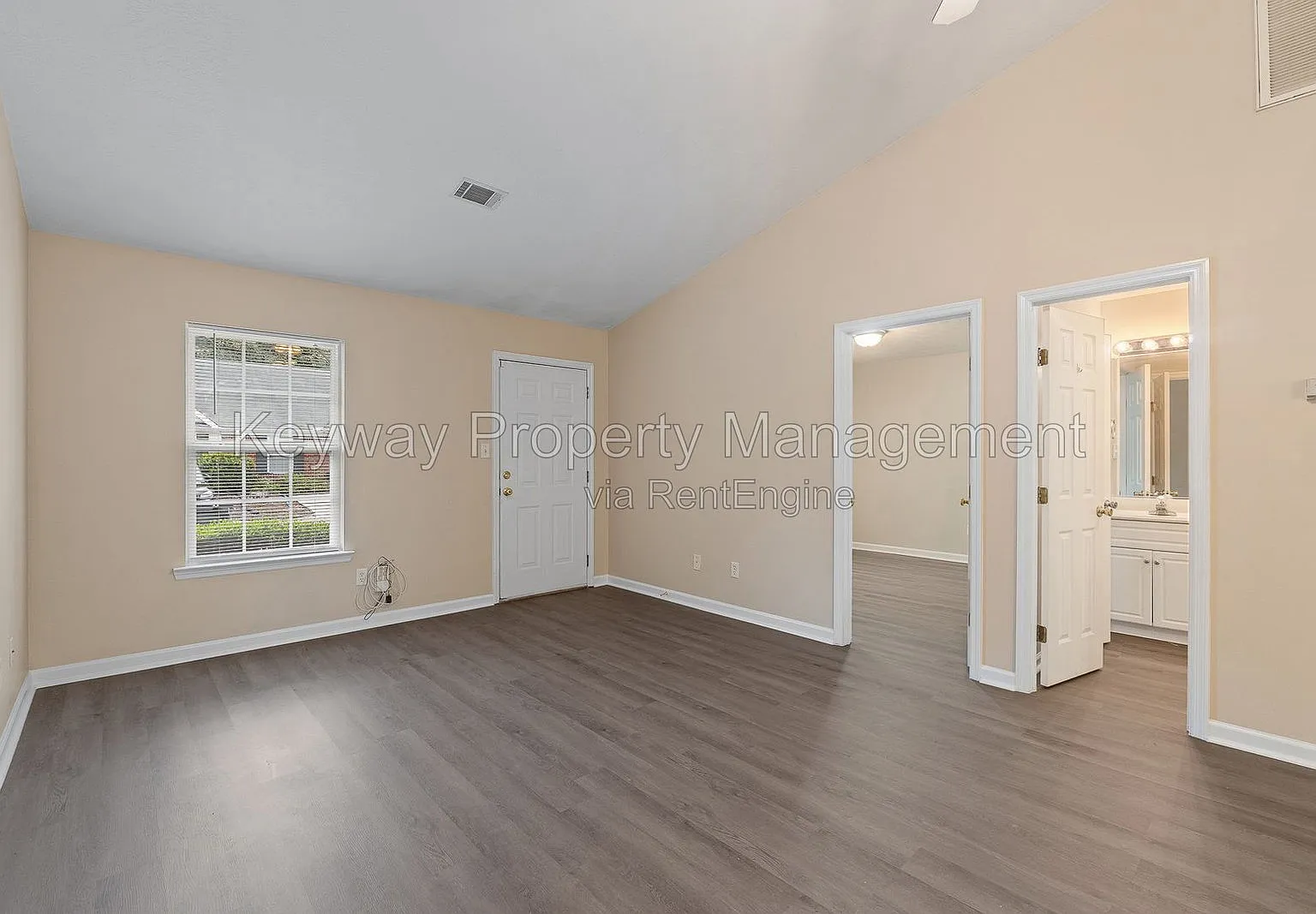 2 bed, 2.0 bath, 1092 sqft, $1,200 — Photo 3
