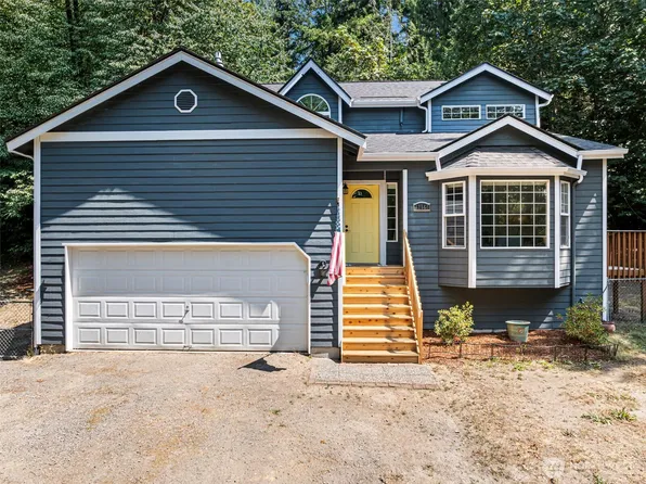 12568 Spohn Road NE, Poulsbo, WA 98370