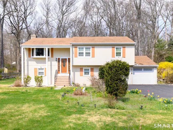 43 Hidden Brook Drive, Stamford, CT 06907