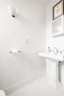 Sold by Compass | media 17