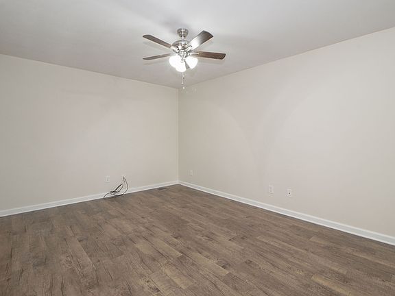 5th image of 505 E Havendale Ct