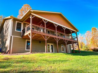 28 Stocksville Rdg, Weaverville, NC 28787